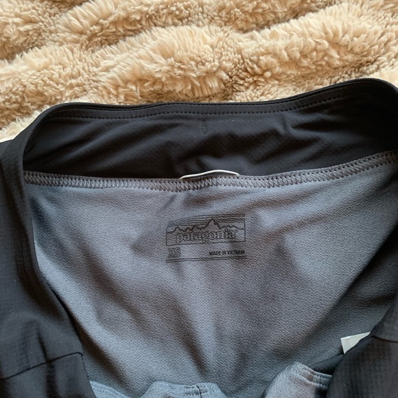 Patagonia Nine Trails Shorts 4” - Picture 2 of 3